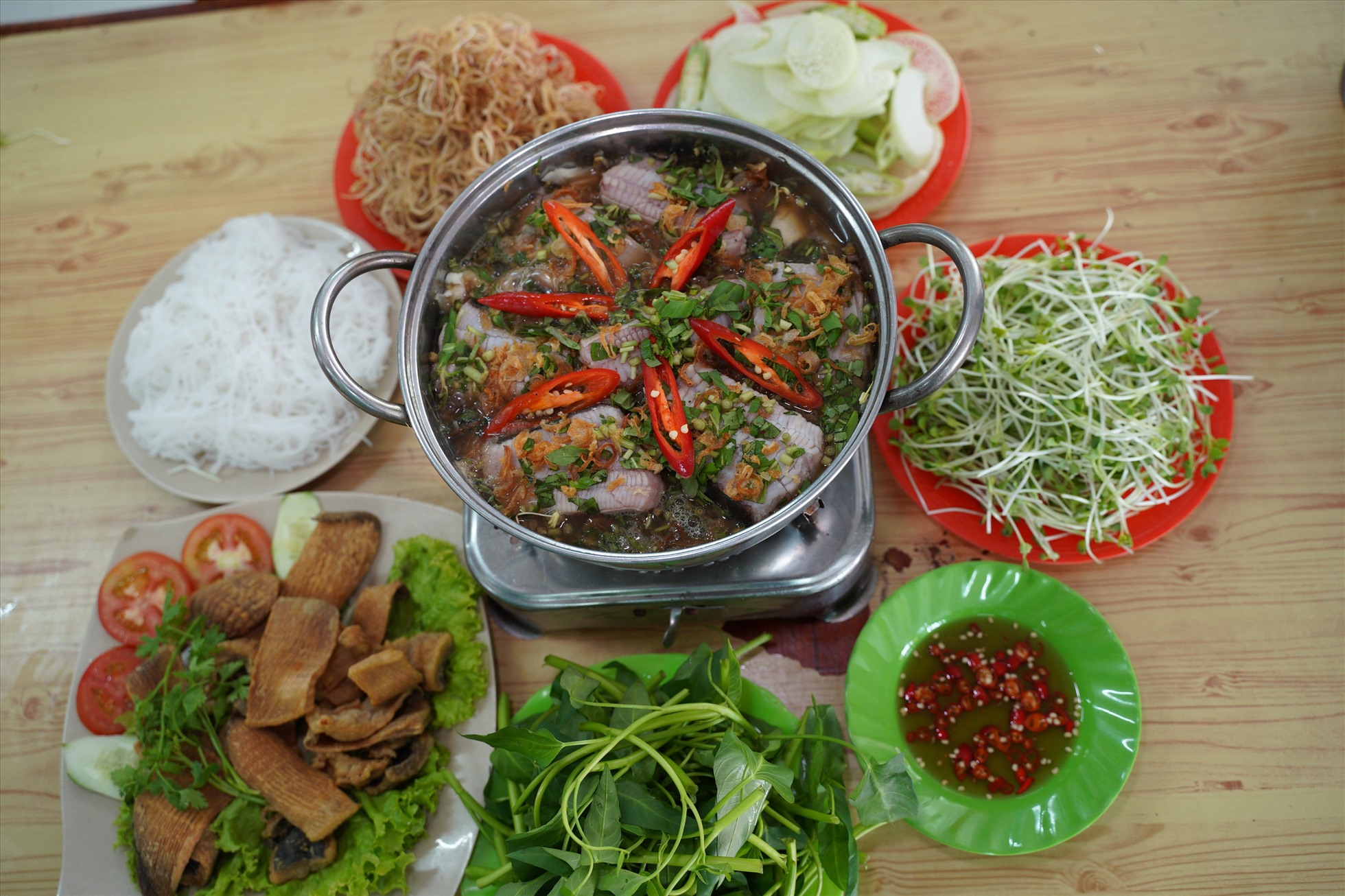 Lẩu cá đuối